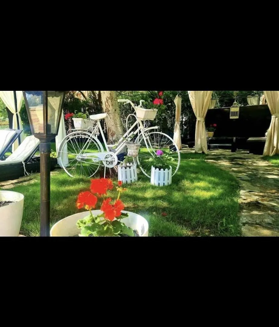 Apartment Complex Anita B22 써니비치